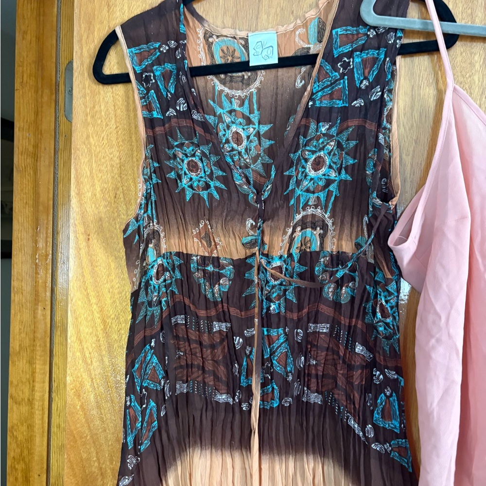 Bohemian Sleeveless Top with Turquoise Accents - Picture 11 of 12